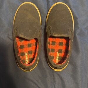 Old Navy Kids Black Slip-On Sneakers with Red Plaid Interior